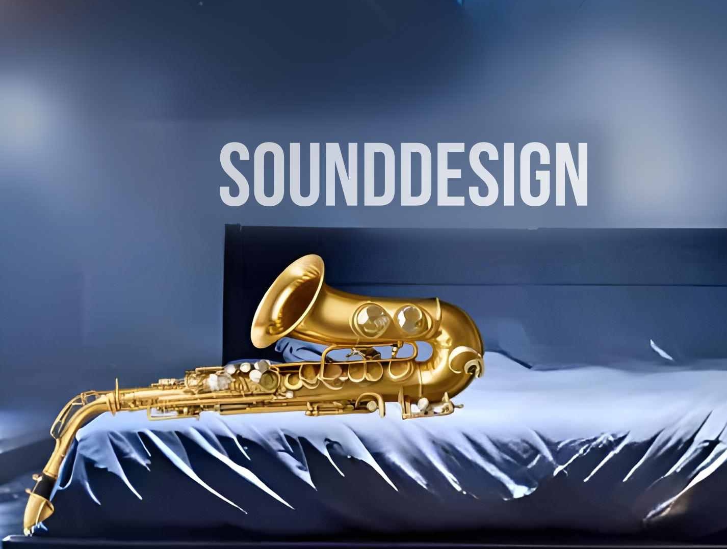 Cover sounddesign, zeigt Saxophon auf einem Bett nachts auf einer nebligen Straße